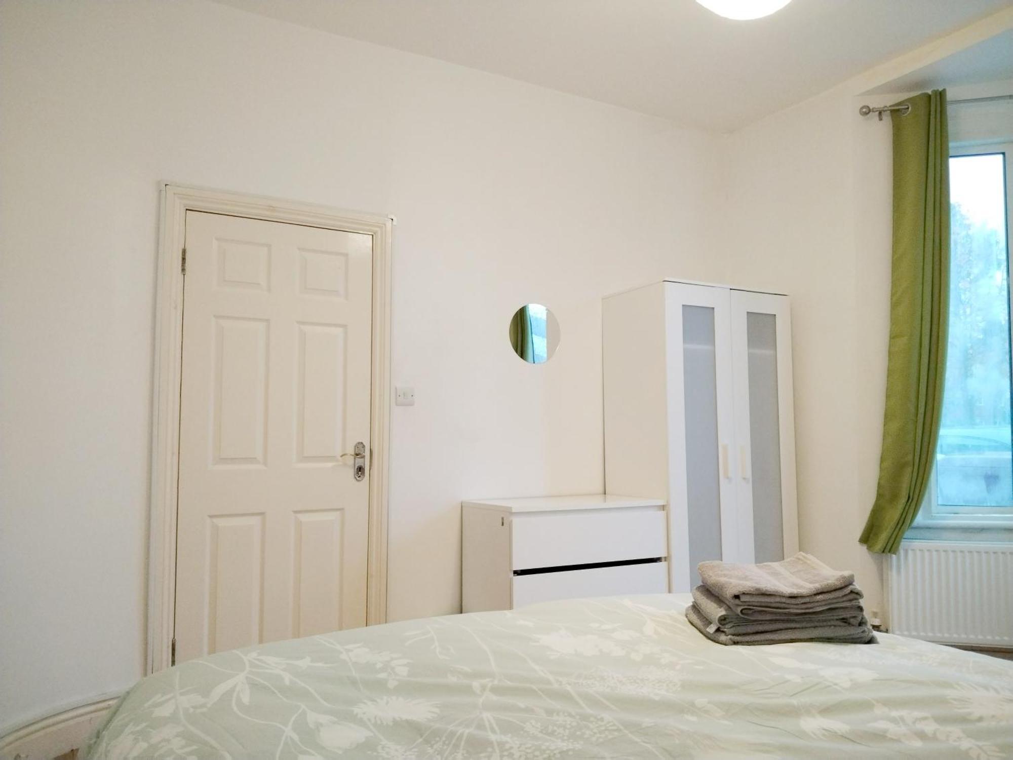 Cosy Rooms Near Canary Wharf & The O2 Лондон Экстерьер фото